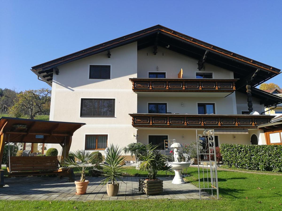Ferienwohnungen Oranhof Velden am Woerthersee Exterior photo